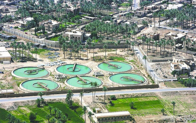 الطبيعة والحياة البشرية