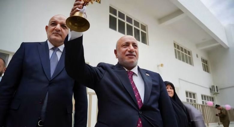 محافظ كربلاء المقدسة يقرع جرس انطلاق العام الدراسي الجديد